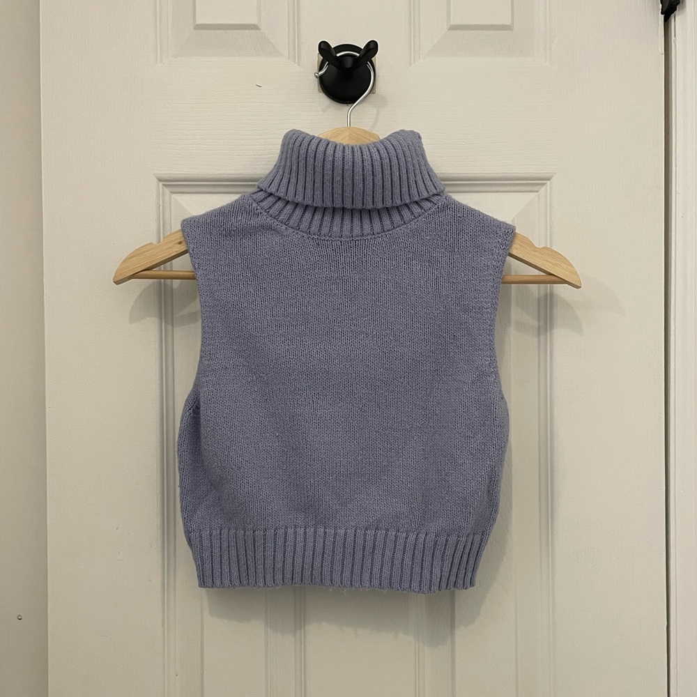 Garage Turtleneck Cropped Sweater (Size Small)